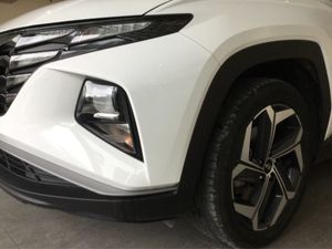 Hyundai Tucson Executive Plug IN Hybrid -two Tone - Image 4