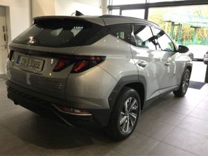 Hyundai Tucson Executive Hybrid - Image 2