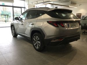 Hyundai Tucson Executive Hybrid Automatic - 1 Own - Image 3