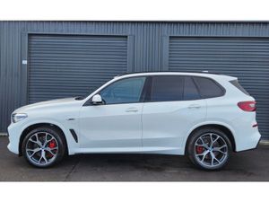 BMW X5 Xdrive45e M Sport Auto - Image 4