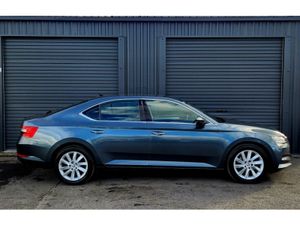 Skoda Superb Ambition 2.0 TDI DSG Auto - Image 4