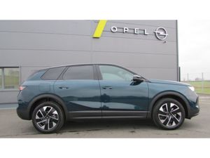 Opel Grandland GS Hybrid - Image 2