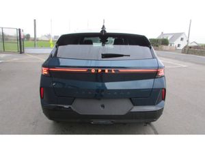 Opel Grandland GS Hybrid - Image 4