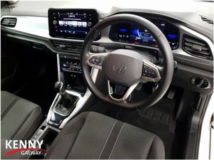 Volkswagen T-Roc Life 2.0 TDI Manual 6speed FWD 1 - Image 2