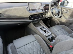 Nissan QASHQAI Nappa Leather SVE Hybrid Automatic - Image 4