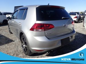 Volkswagen Golf 1.4 TSI Highline Plus Automatic / - Image 4