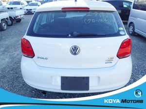Volkswagen Polo 1.2 TSI Comfortline Petrol Automa - Image 4