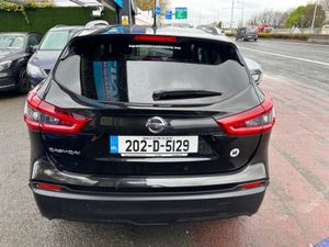 Nissan QASHQAI 1.5dsl SE  Low Miles  National War - Image 3
