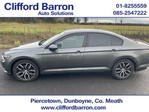 Volkswagen Passat Trendline 1.6 TDI Manual 6speed - Image 2