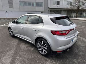 Renault Megane 1.5 Dci  Dynamique Model  Service - Image 3