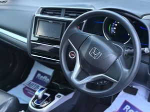 Honda Fit Honda fit Hybrid 2015 - Image 2