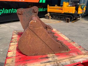 36" DIGGING BUCKET........40mm PINS.......904-36 - Image 3