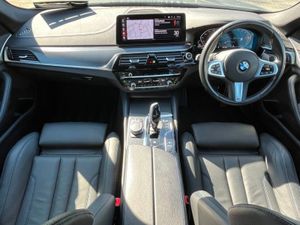 BMW 5 Series 520d M Sport Edition (mht) - Image 2