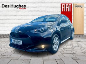 Toyota Yaris 2021 Hybrid Luna - Image 3