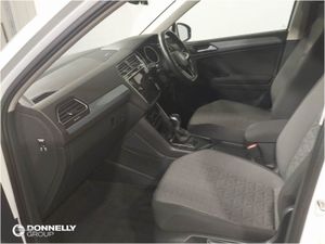 Volkswagen Tiguan 1.5 TSI 150 Life 5dr - Image 2