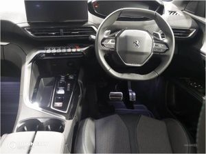 Peugeot 3008 1.2 Hybrid 136 Allure 5dr E-dsc6 - Image 4