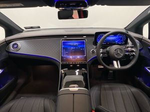 Mercedes-Benz EQE EQE 300 AMG Line Night Package - Image 4