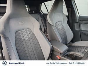 Volkswagen Golf 1.5 Etsi 130HP R-line DSG Mhev - Image 4