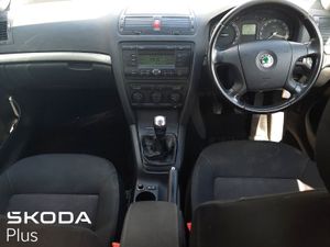 Skoda Octavia  nct 11/2025 1.9tdi Elegance Spec - Image 2