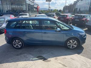 Citroen C4 2016    / 7 seater / - Image 4