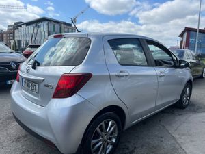 Toyota Yaris 2017 - Image 3
