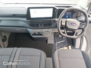 Ford Transit Custom Limited Crew Cab LWB - Image 3