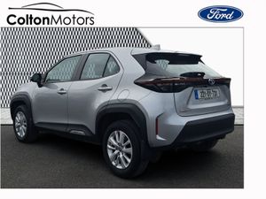 Toyota Yaris Cross 1.5 Hybrid CVT Luna Automatic - Image 4