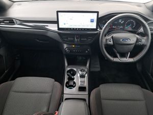 Ford Focus 1.5l Ecoblue 115PS St-line Auto - Image 3