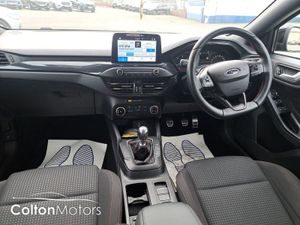 Ford Focus 1.5l Ecoblue 120PS St-line - Image 3