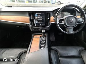 Volvo V90 Innscription D4 Auto - Image 3