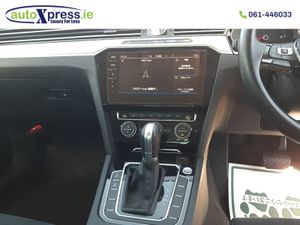 Volkswagen Passat 2.0 TDI Elegance Line Automatic - Image 4