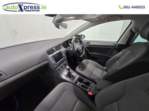 Volkswagen Golf 1.2 TSI Automatic  Reversing Came - Image 4