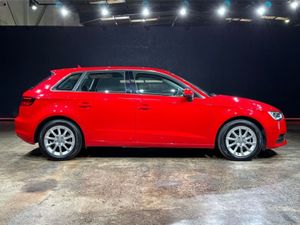 Audi A3 1.4 Automatic - Sportsback Tfsi - Reverse - Image 2
