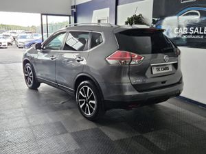 17 NISSAN X-TRAIL 7 SEATER DIESEL - Image 4