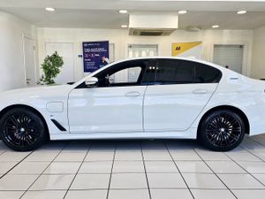 2019 BMW 530E G30 MSPORT 43,000KM HUGE SPEC - Image 3