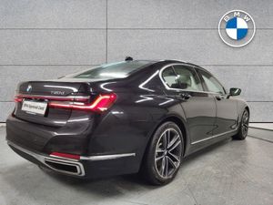 BMW 7 Series 730d Xdrive Saloon - Image 3