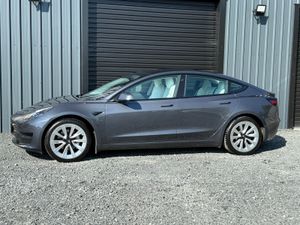 211 Tesla Model 3 Standard Range Plus - Image 4