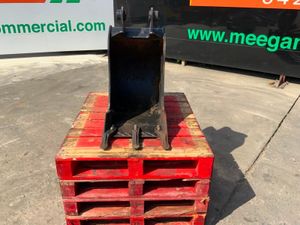 18" JCB 3CX DIGGING BUCKET....45mmPINS.....390v - Image 3