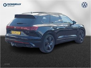 Volkswagen Touareg 3.0 V6 TDI 4motion 286 Black E - Image 3