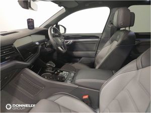 Volkswagen Touareg 3.0 V6 TDI 4motion 286 Black E - Image 2