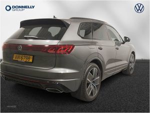 Volkswagen Touareg 3.0 V6 TDI 4motion 286 Black E - Image 3