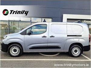 Peugeot Partner Long Body Partner Prof Plus 1.5 H - Image 4