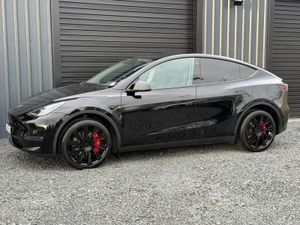231 Tesla Model Y Long Range - Image 3