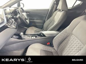 Toyota C-HR 1.8 Hybrid Sport - Image 4