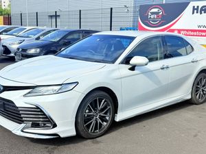 Toyota Camary 2022 hybrid 2.5 L Full spec - Image 3