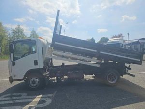 2017 ISUZU NR 150 EURO 6, 7 1/2 Ton Tipper - Image 4
