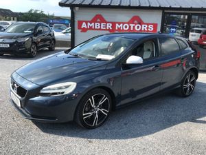 2016 VOLVO V40 AUTOMATIC - Image 2