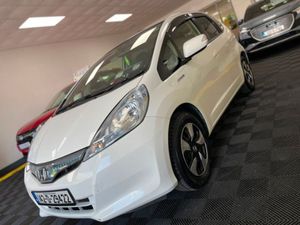 Honda Fit Daa-gp1 CVT Hybrid 5DR Auto - Image 3