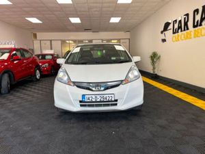 Honda Fit Daa-gp1 CVT Hybrid 5DR Auto - Image 4