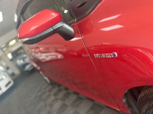 Toyota Sienta Daa-nhp170g 5DR Auto - Image 3